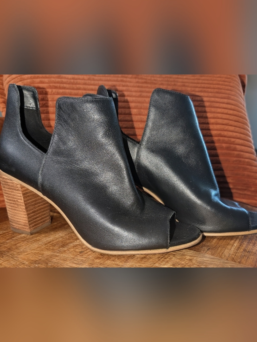 Steve Madden Black Leather Cutout Peep-Toe Block Heel Booties